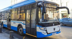 Москвичам предлагают отказаться от личного авто в пользу экологичного общественного транспорта. Скоро в городе появятся электробусы, такие как «Пионер». Фото: официальный сайт мэра Москвы